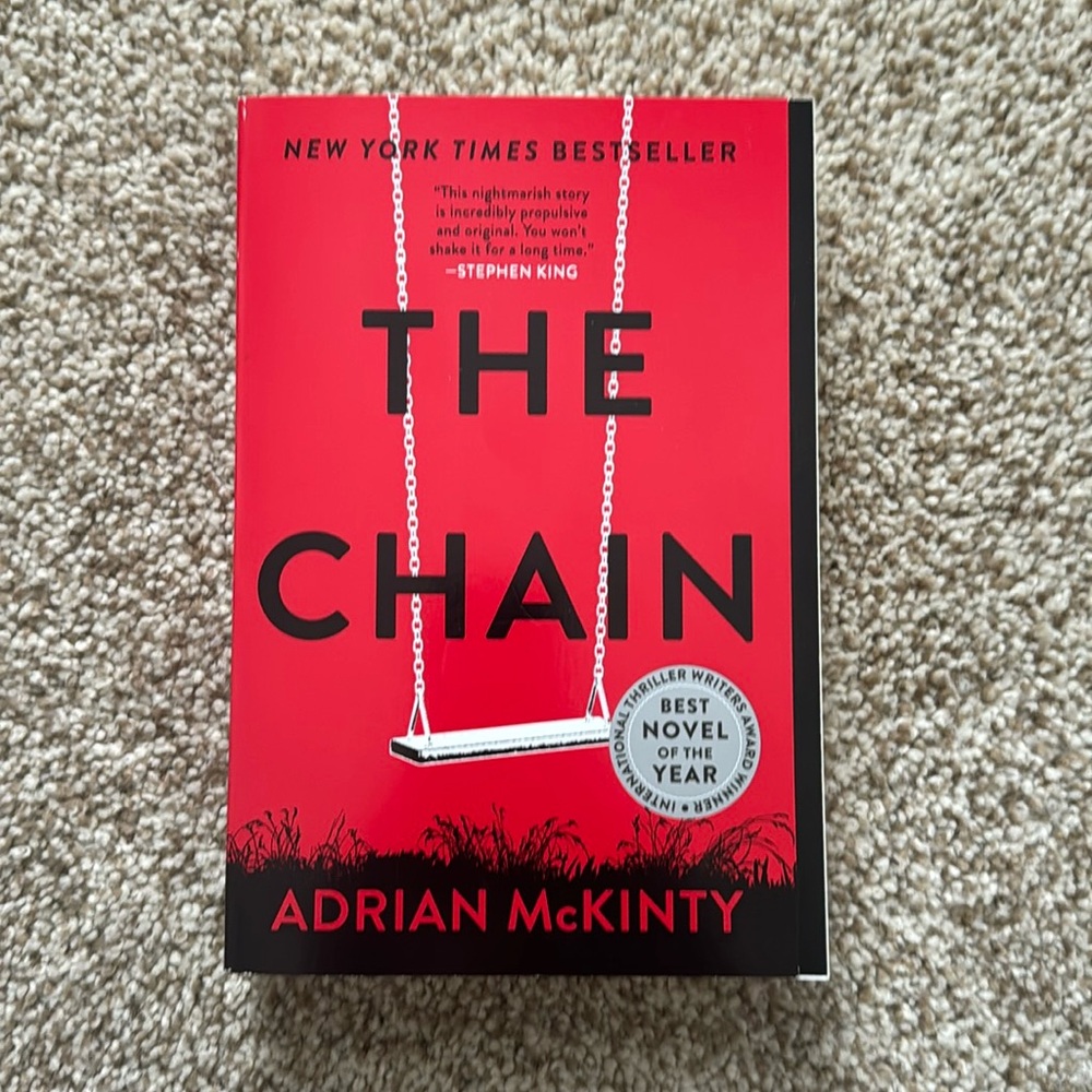 BOOK: The Chain by Adrian McKinty paperback
